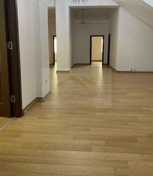 Orhideea, spatiu birouri 200 mp de inchiriat, 5 birouri